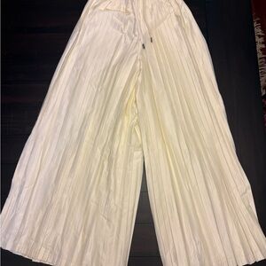 Nike Cream Pleated Pants